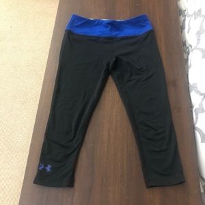 Under armour crop leggings size xs heatgear
